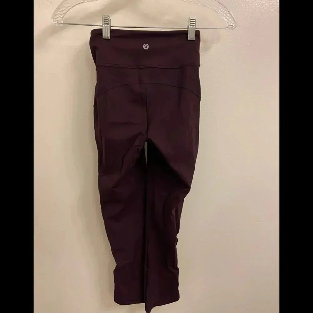Lululemon Tied to It Crop Black Cherry Size 2